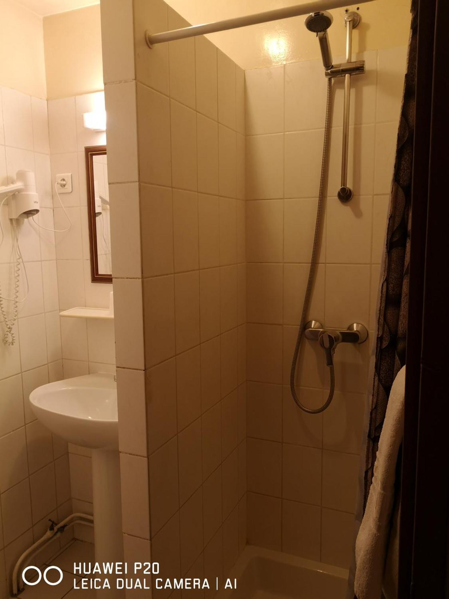 Hotel Le Memphis Poitiers Phòng bức ảnh